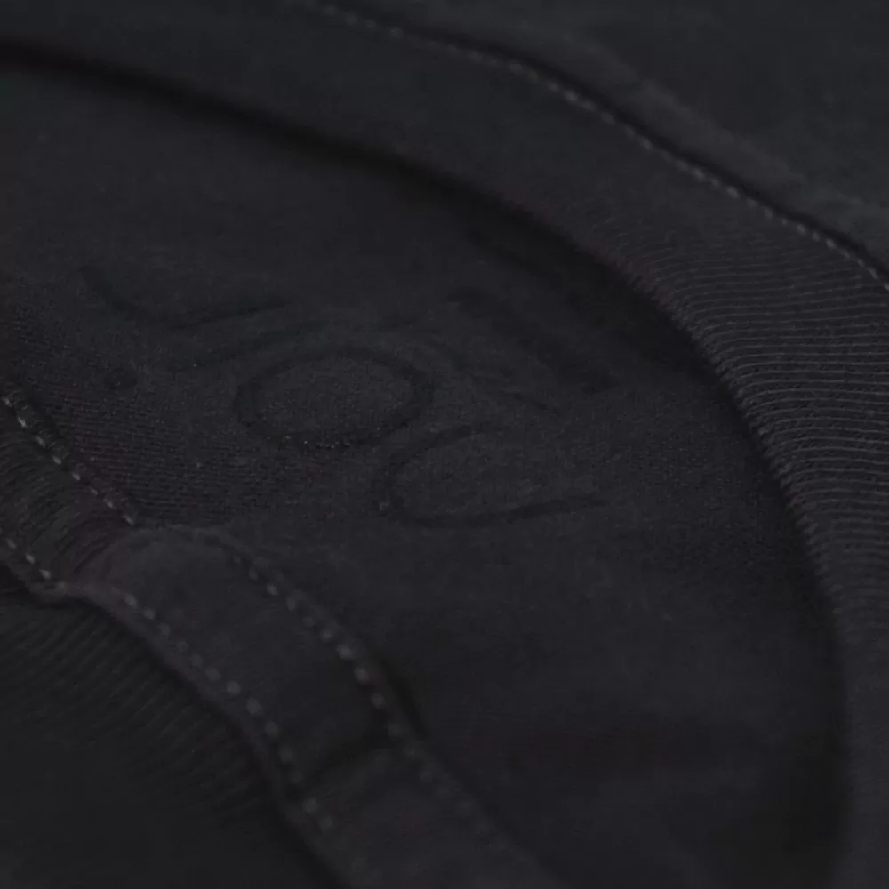 Noir Logo Black Tee – Dark Grey - Gambar 3
